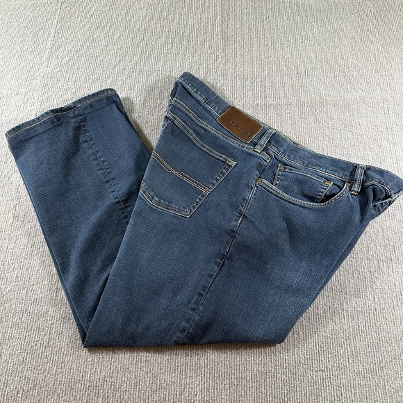Jos‎ A Bank Jeans Mens 38x29 Blue Medium Wash Denim Cotton 5 Pocket - Picture 1 of 7